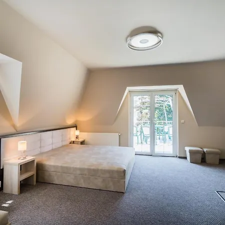 Maganszallas Gæstehus